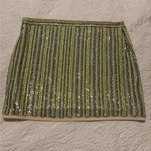 Sequin & beads Striped Skirt size large - Picture 3 of 5
